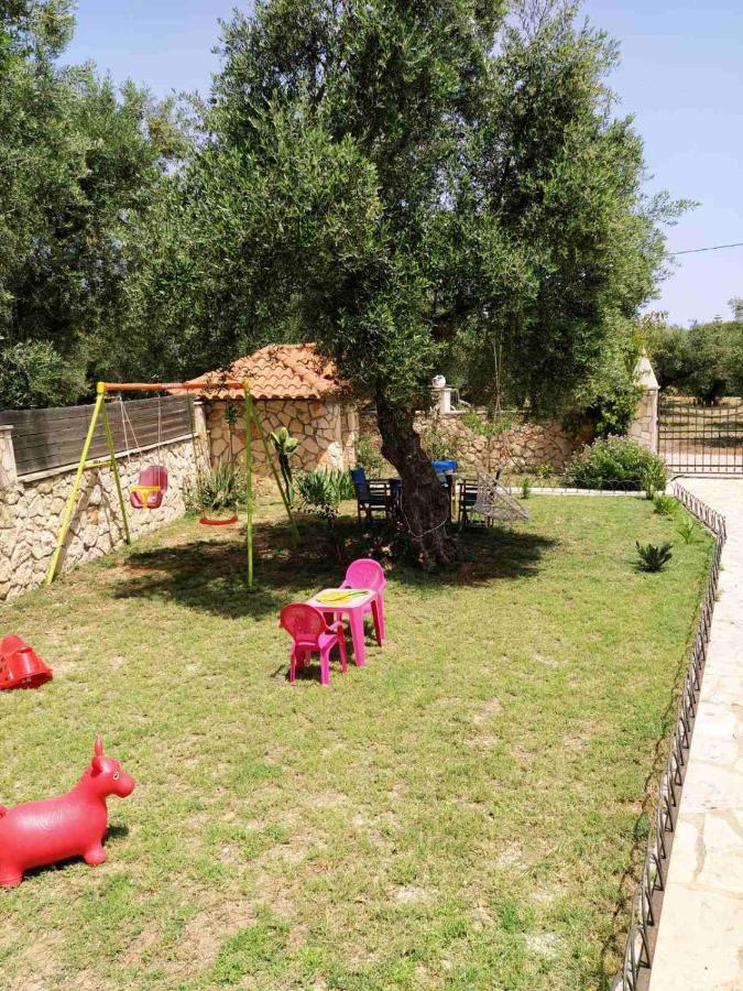 Villa Julia Tsilivi  Luaran gambar